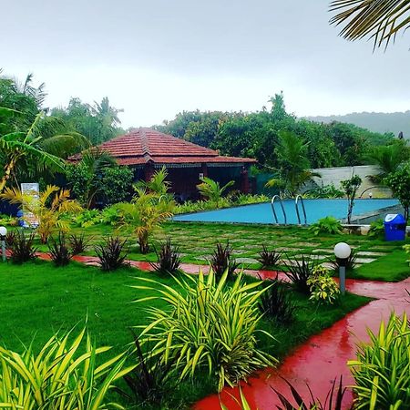 White Truffle Resort, Арамболь Экстерьер фото