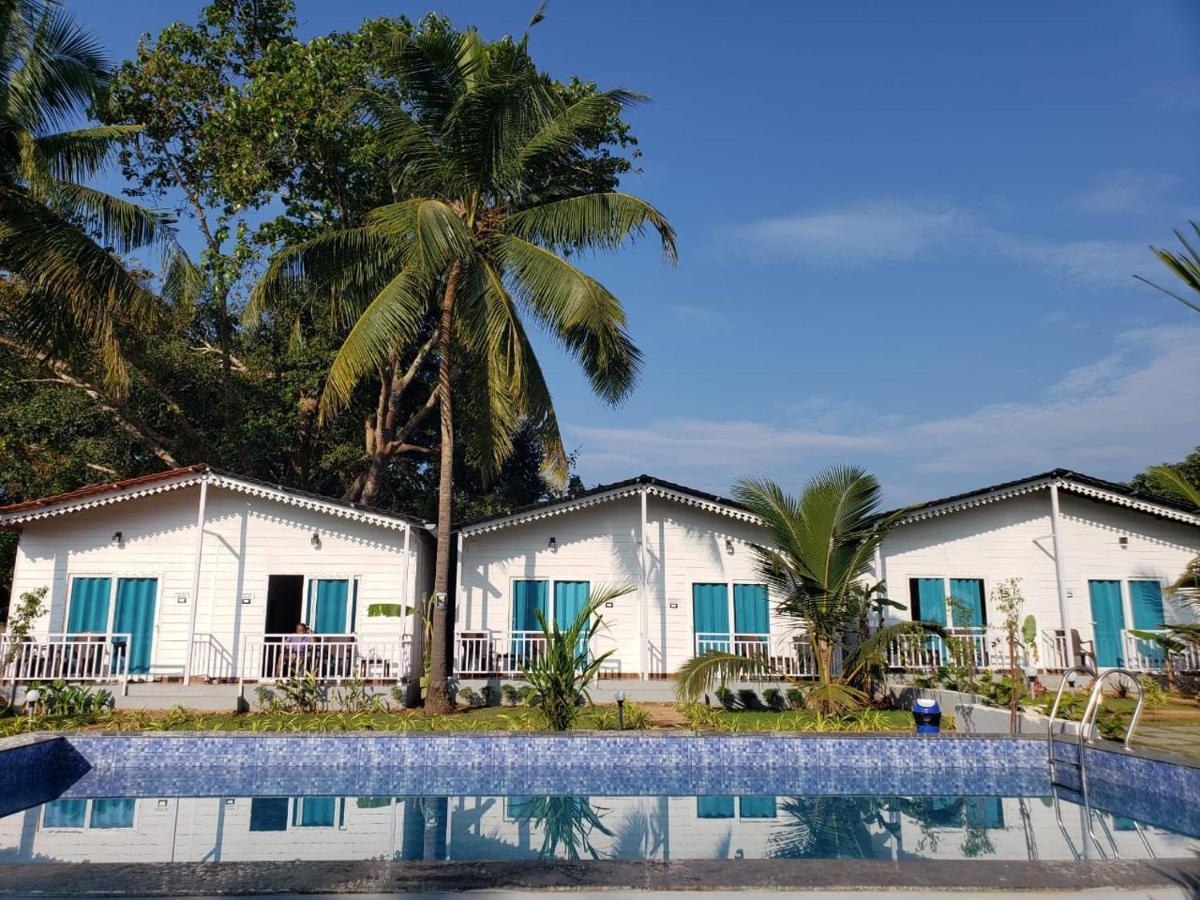 White Truffle Resort, Арамболь Экстерьер фото