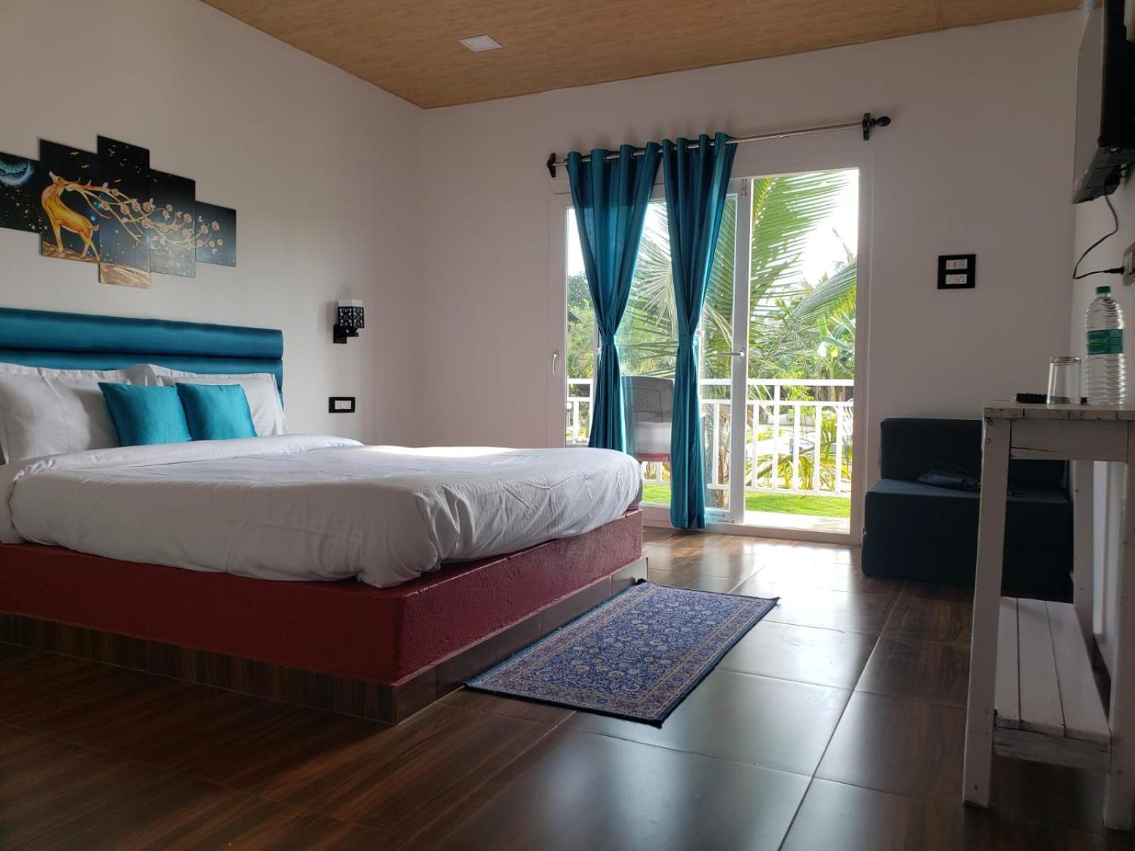 White Truffle Resort, Арамболь Экстерьер фото