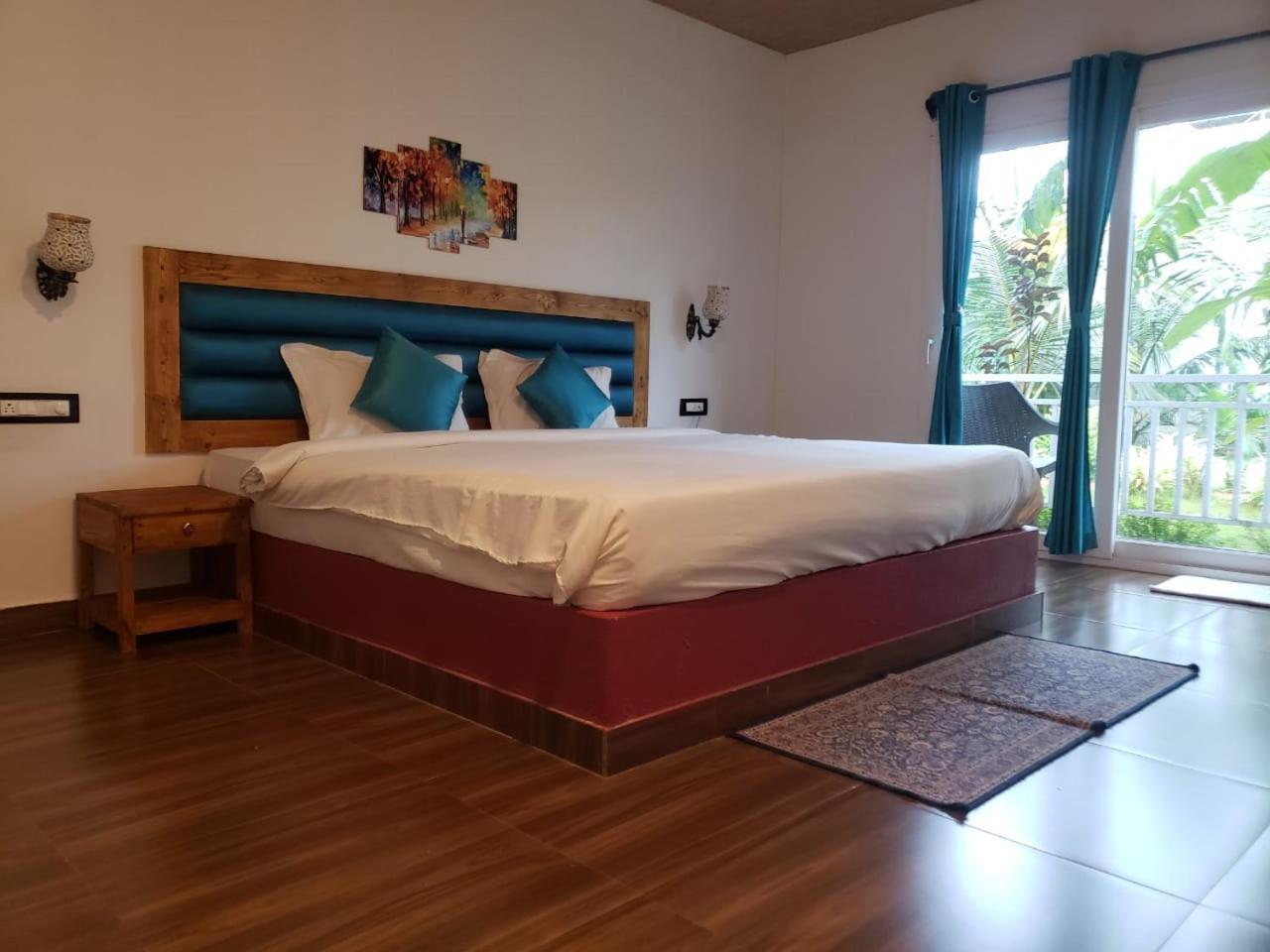 White Truffle Resort, Арамболь Экстерьер фото